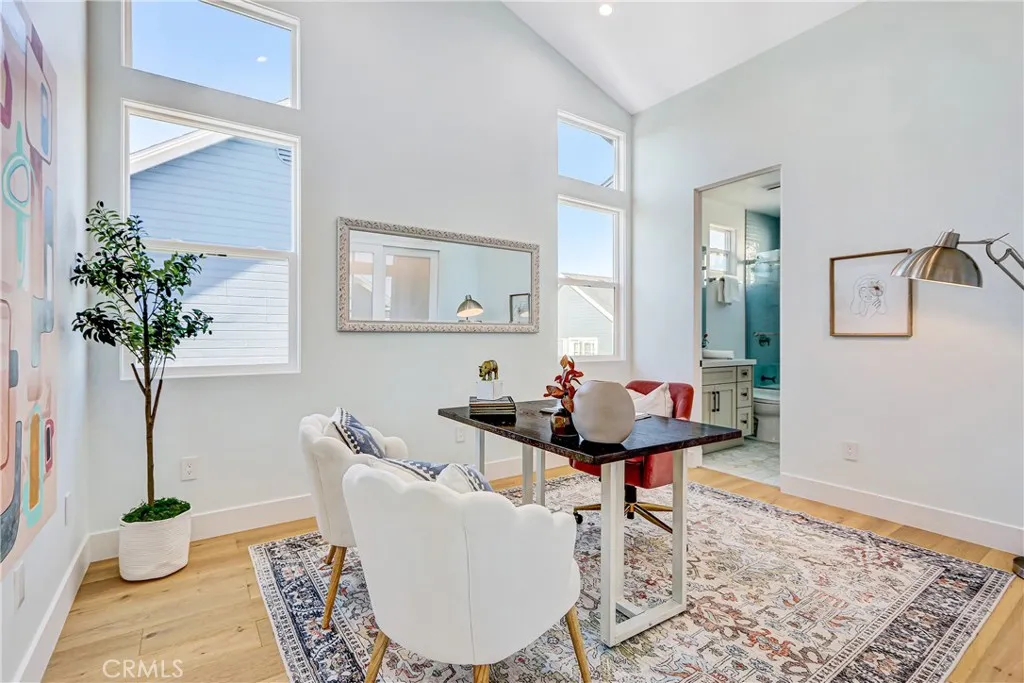 2619 Huntington A, Redondo Beach, California 90278 home-pic-25